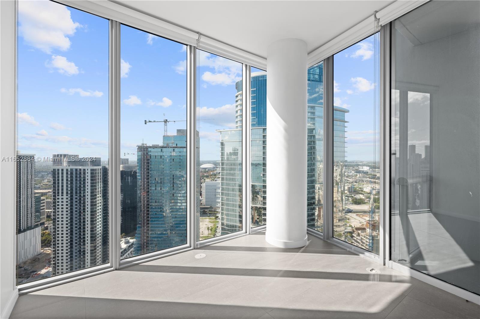 MARINABLUE CONDO - Residential