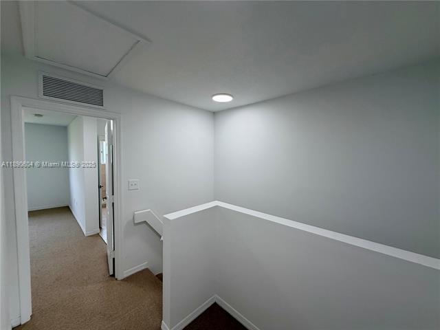 COUNTRY CLUB VILLAS TH CO - Residential Lease