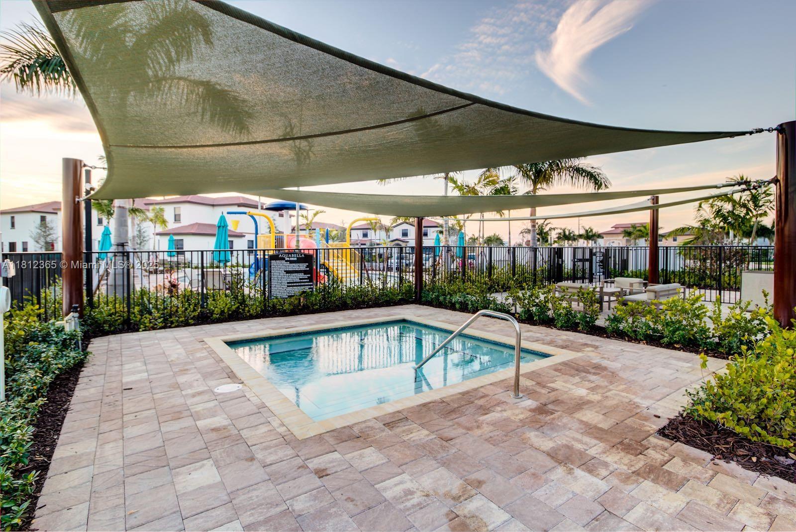 AQUABELLA SECTION TWO - Residential