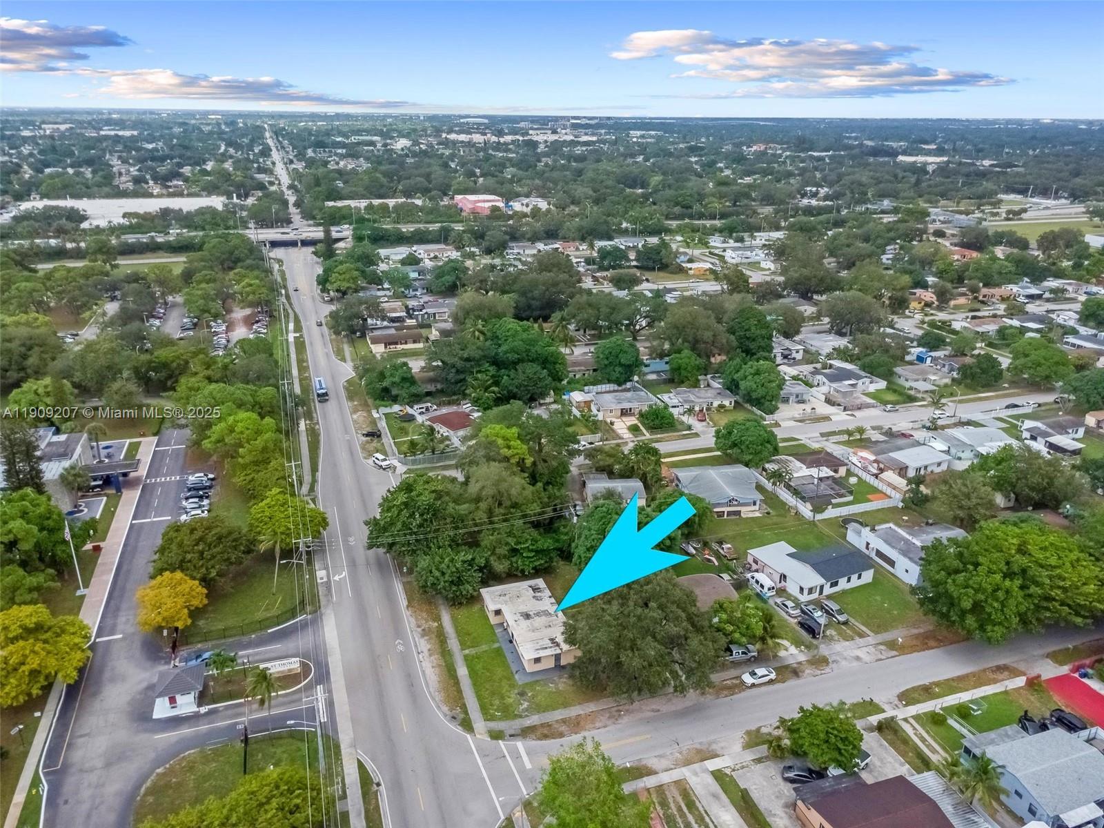 PINE TREE PARK - Residential