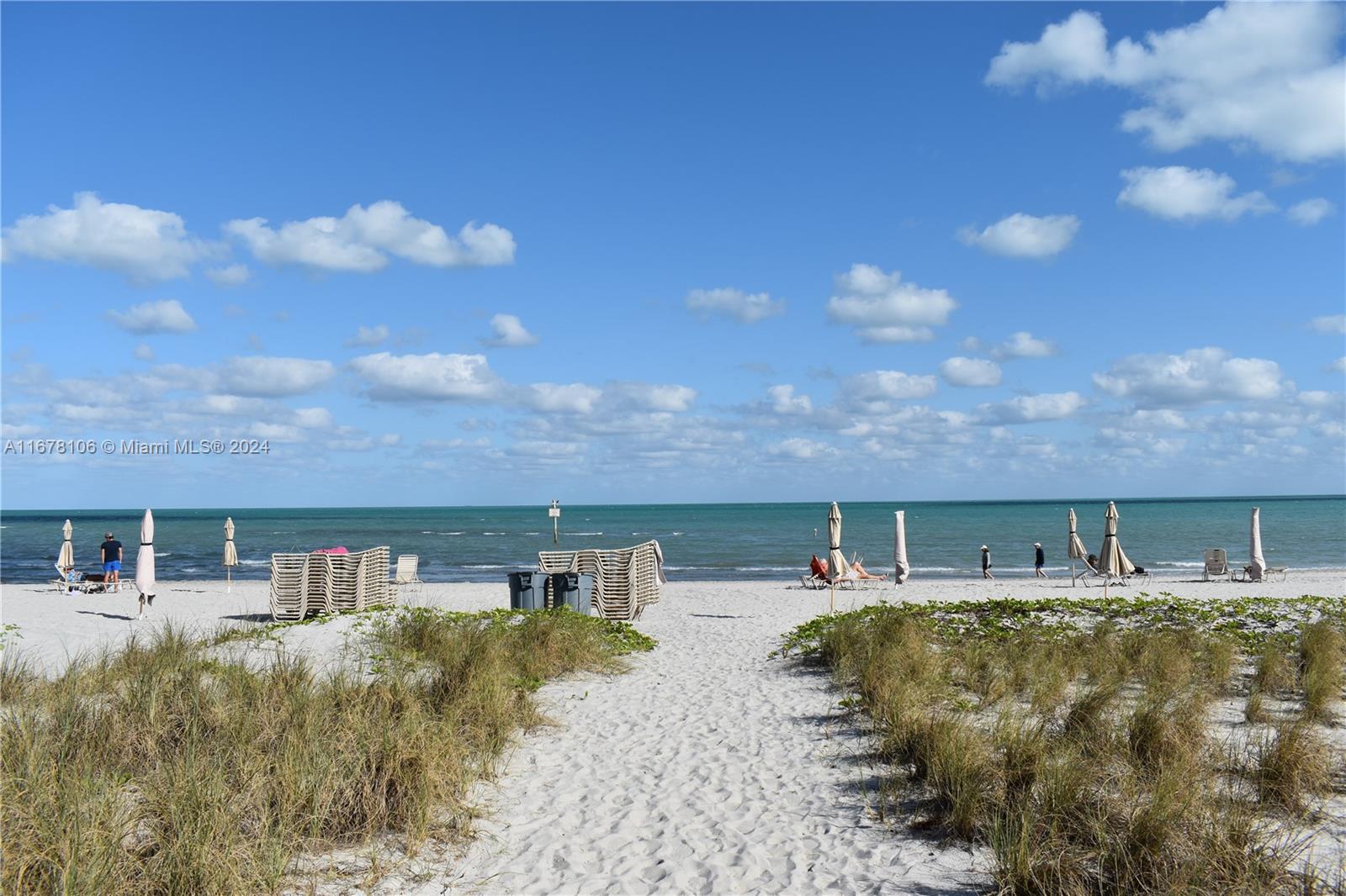 251 Crandon Blvd 139, Key Biscayne, Miami-Dade County, Florida - 3 Bedrooms  
2 Bathrooms - 