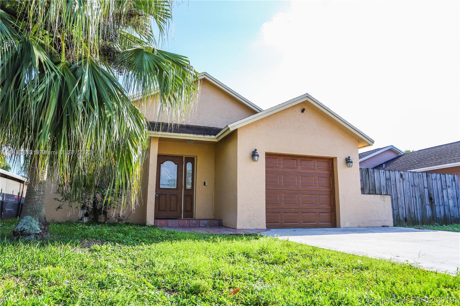 Beautiful 3/2 single family home located in highly desirable Cooper City. Open floor plan with updated kitchen (granite countertops and stainless steel appliances). The roof was replaced in 2022, AC unit was replaced in 2019. Master suite includes dual showerheads and a large walk in closet. Insulated garage door with AC, can easily be converted to 4th bedroom. Screened patio with tile flooring and fully enclosed fenced yard. "A" rated schools! This house is a must see!