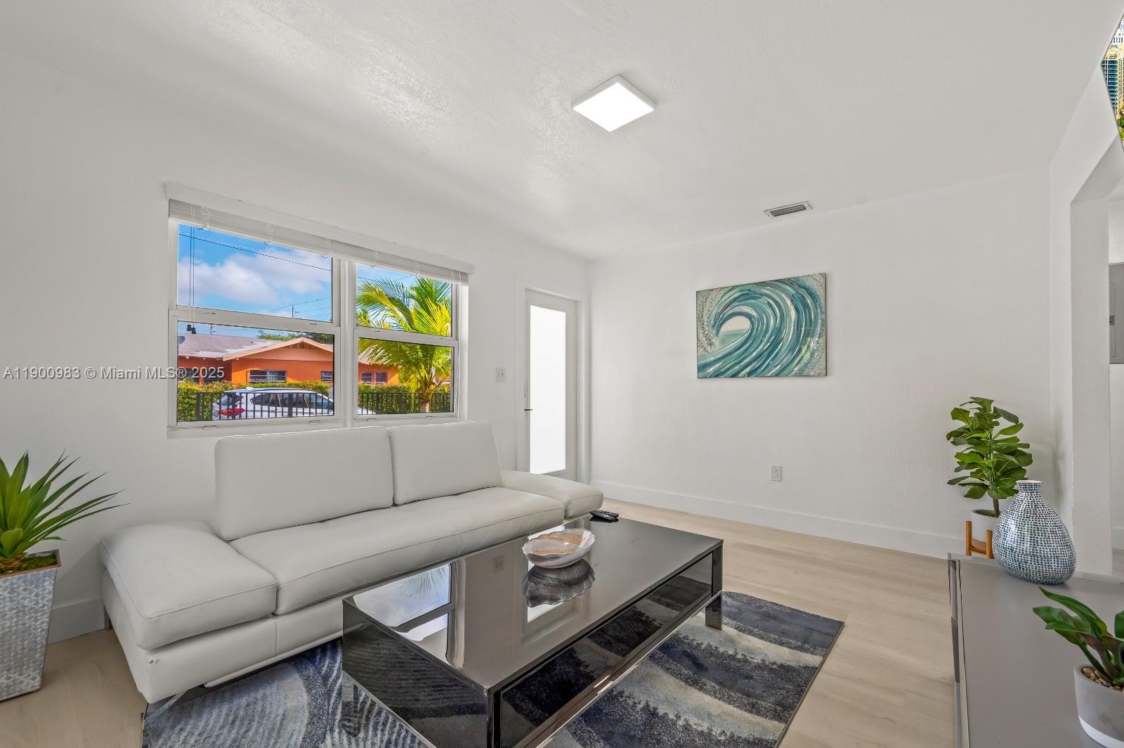 BUENA VISTA HEIGHTS ADDN - Residential Lease