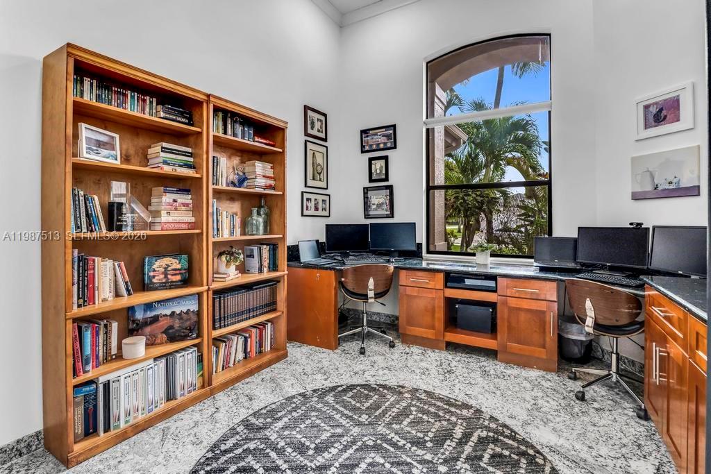 RIVERSTONE - Residential