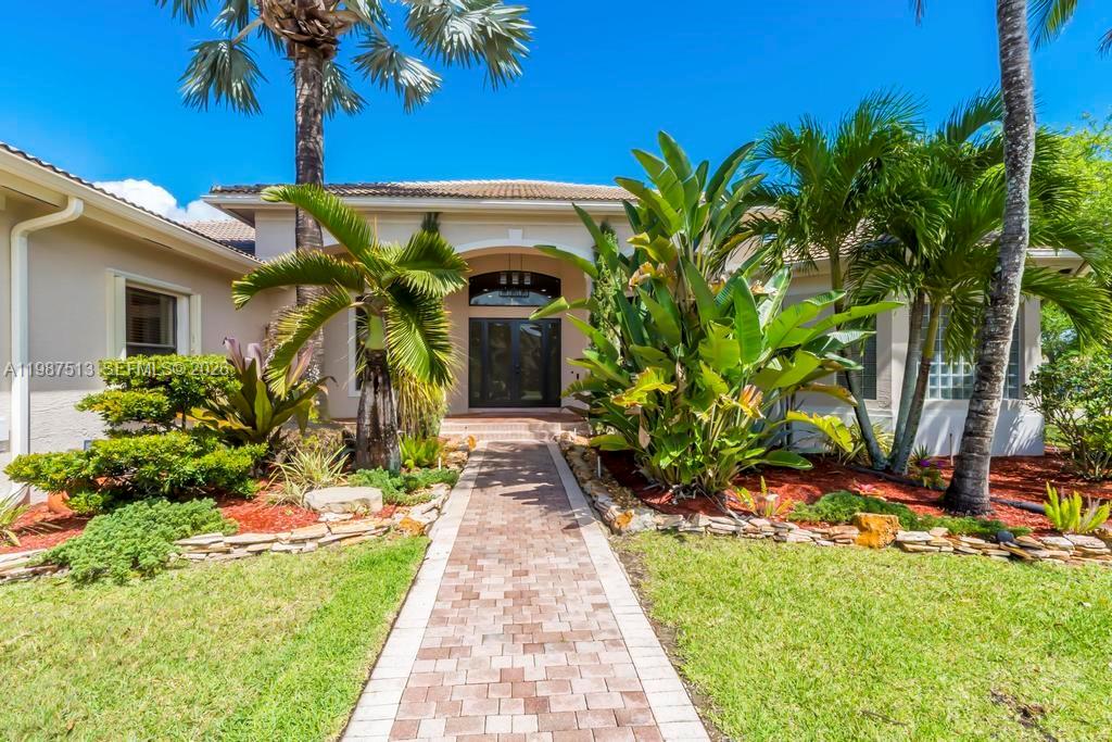 RIVERSTONE - Residential