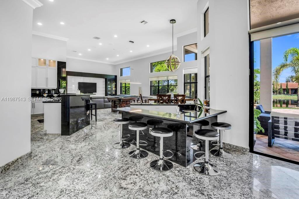 RIVERSTONE - Residential