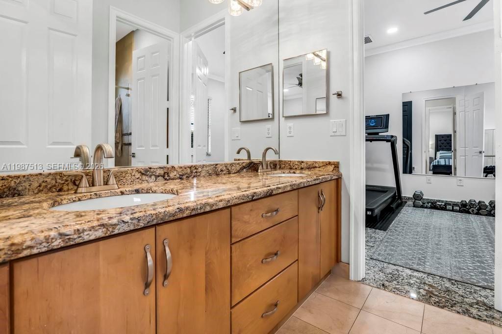 RIVERSTONE - Residential