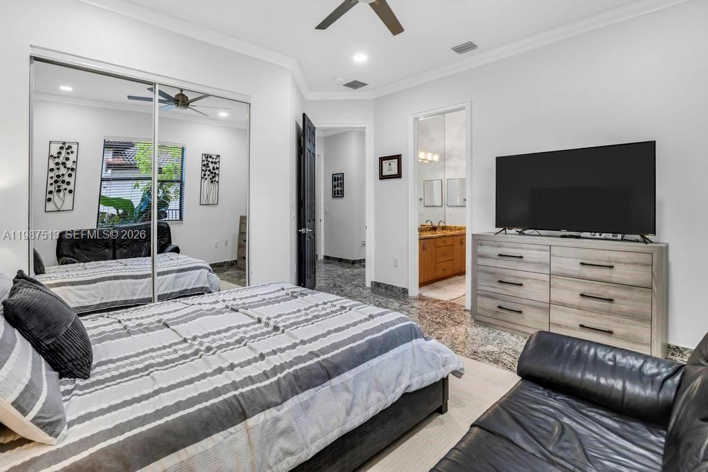 RIVERSTONE - Residential