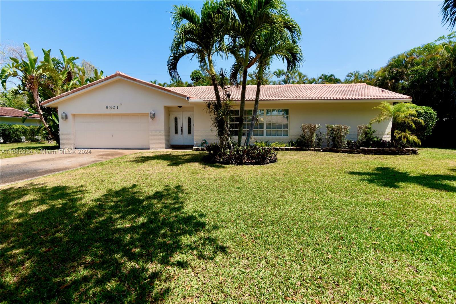 Property for Sale at 8301 Nw 36th Ct Ct, Coral Springs, Broward County, Florida - Bedrooms: 3 
Bathrooms: 2  - $679,999