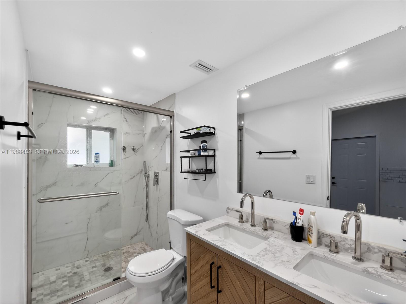 SIERRA MIRADA - Residential