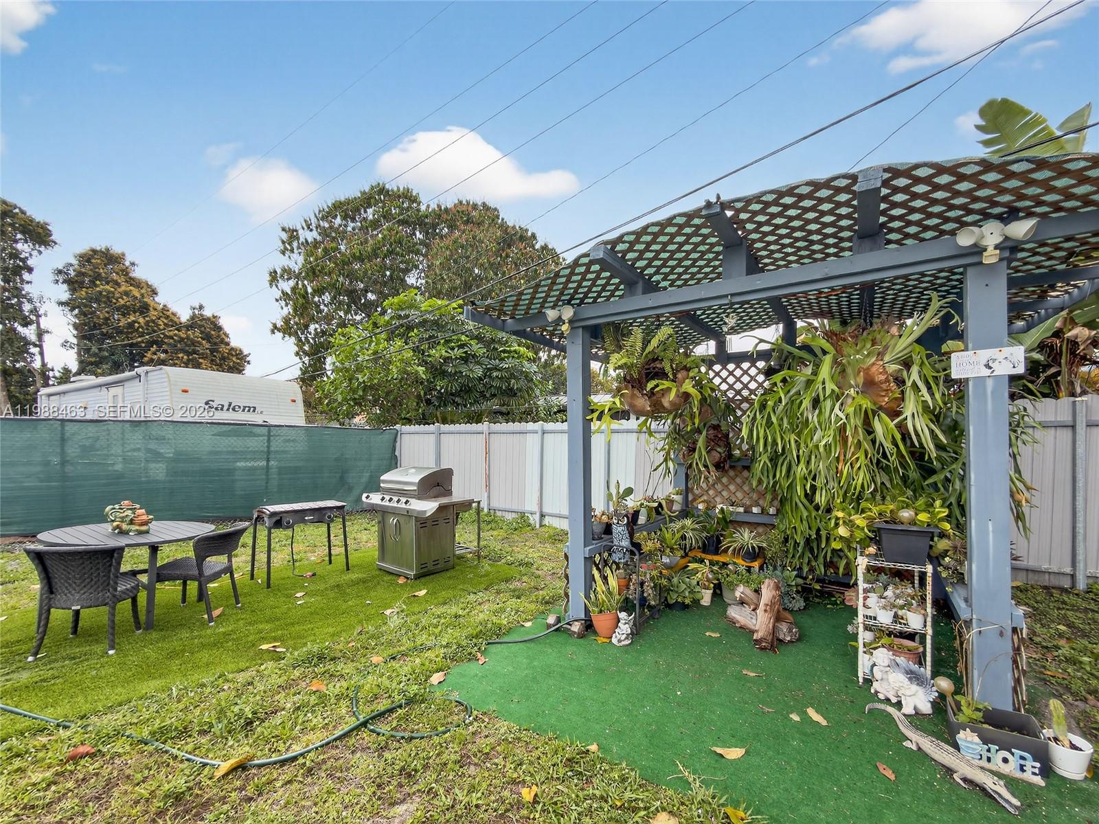 SIERRA MIRADA - Residential