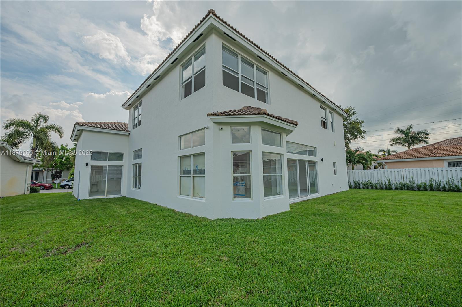 BANYAN OAKRIDGE PLAT - Residential Lease