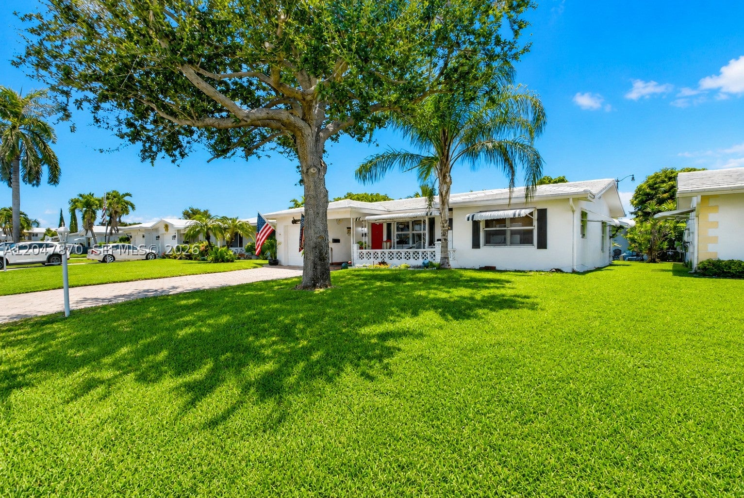 220 S Golf Blvd