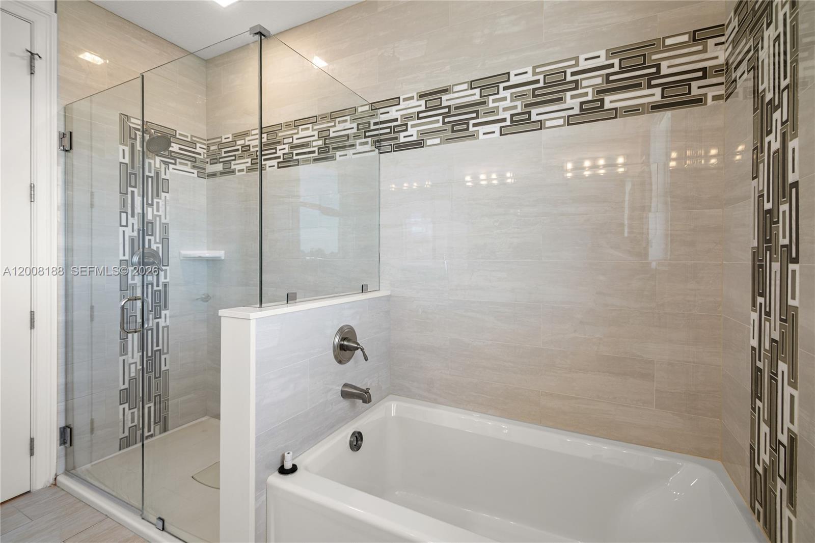 THE RESERVE AT SOMBRERO - Residential