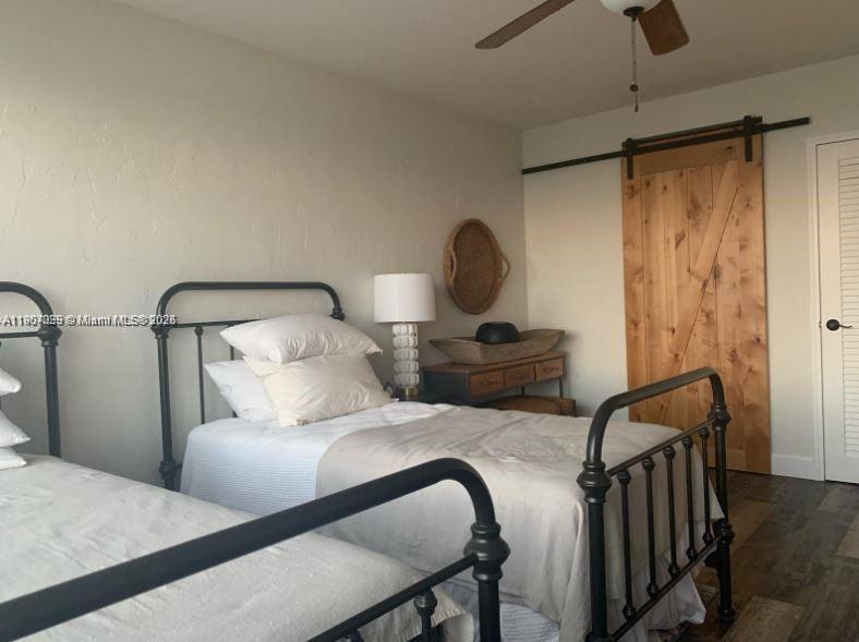 HOLLYWOOD TOWERS CONDO - Residential Lease