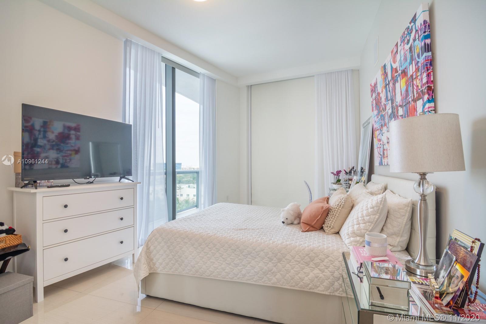 ECHO CONDO - Residential Lease