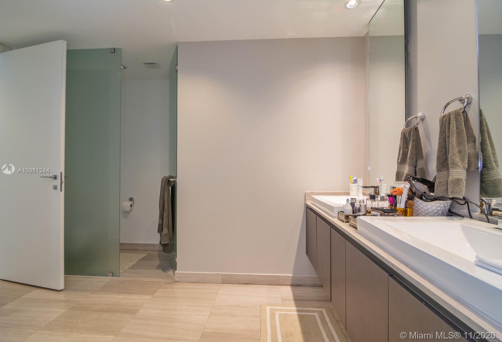 ECHO CONDO - Residential Lease