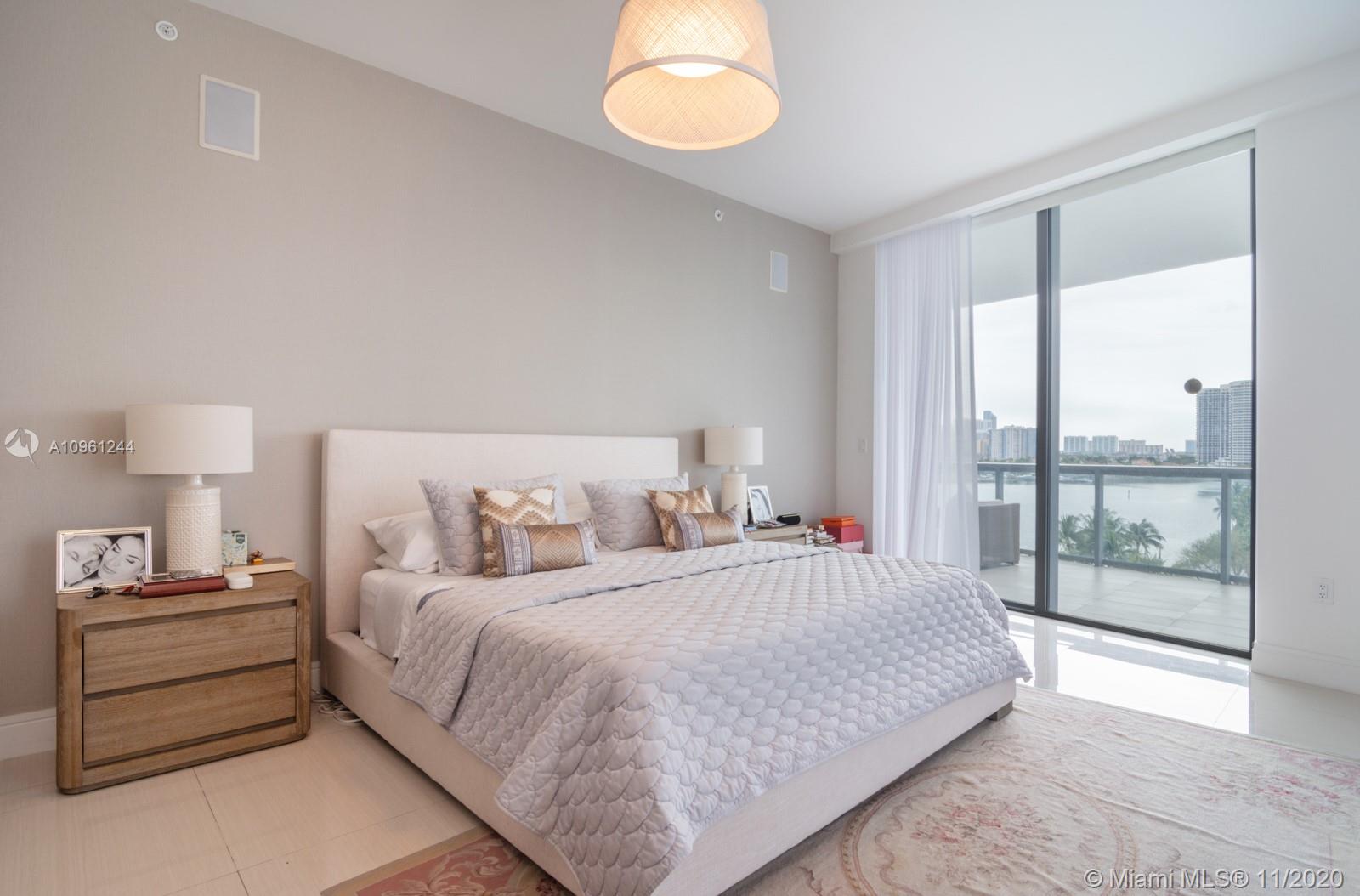 ECHO CONDO - Residential Lease