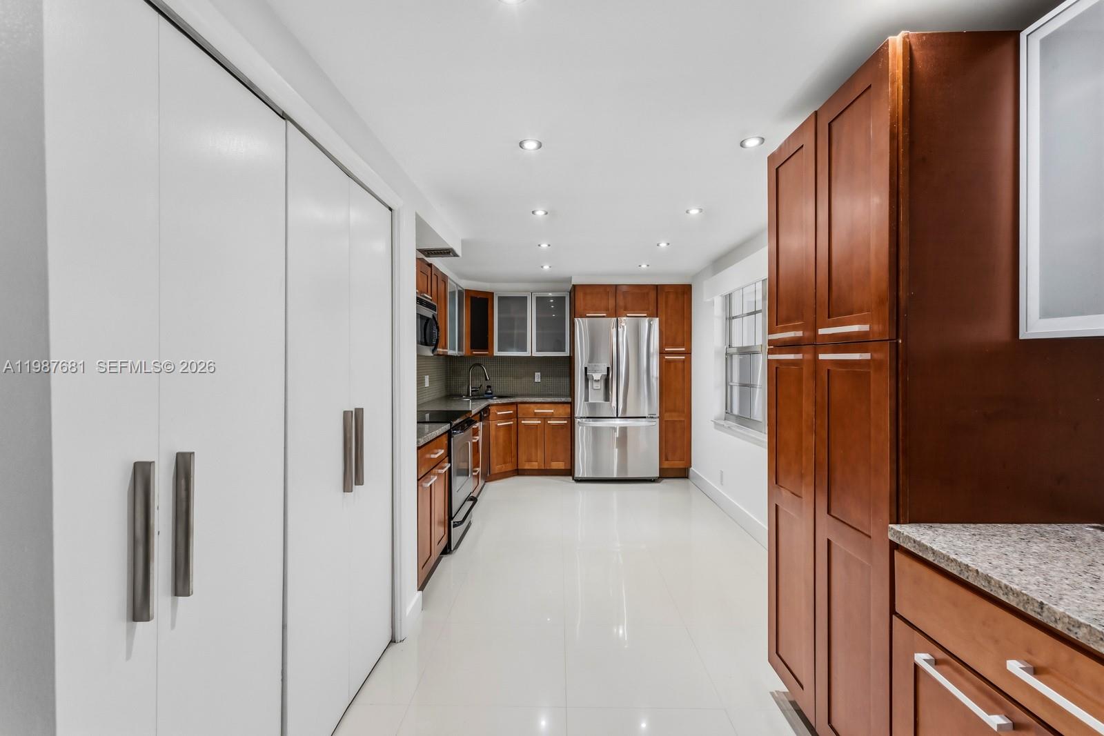 NO 14 PALM-AIRE COUNTRY C - Residential
