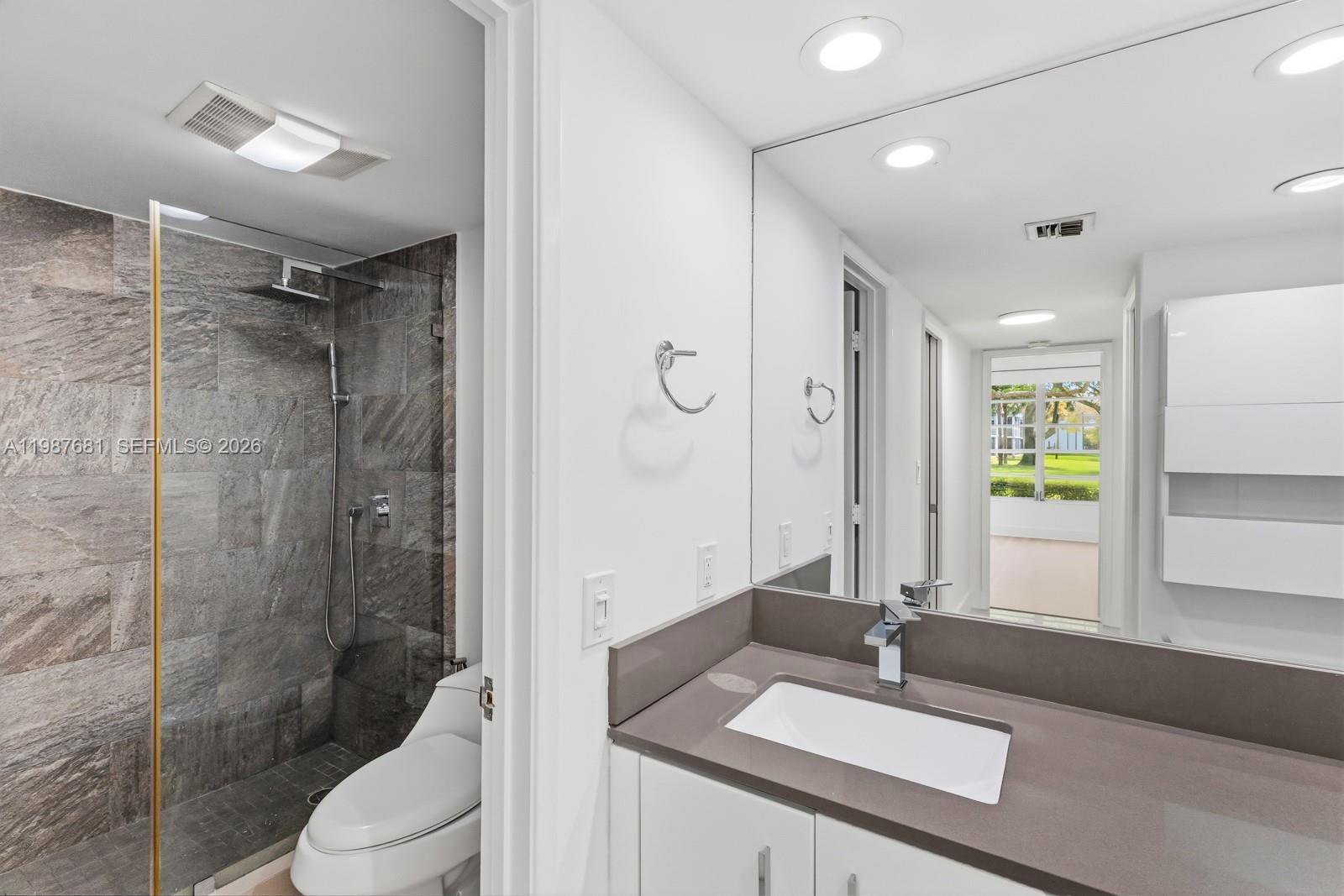 NO 14 PALM-AIRE COUNTRY C - Residential