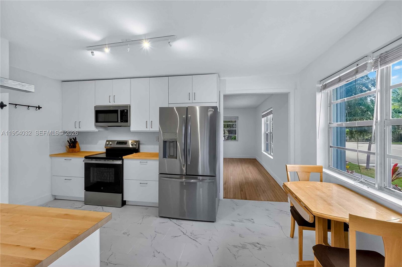 SILVER BLUFF EST SEC C - Residential