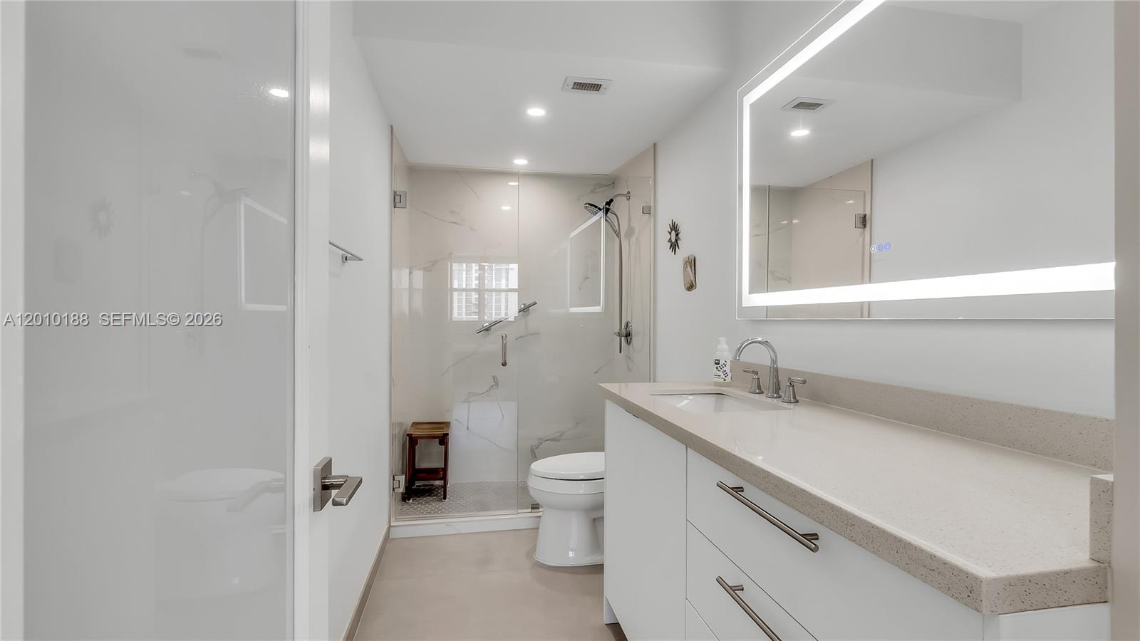 ARLEN HOUSE CONDO - Residential