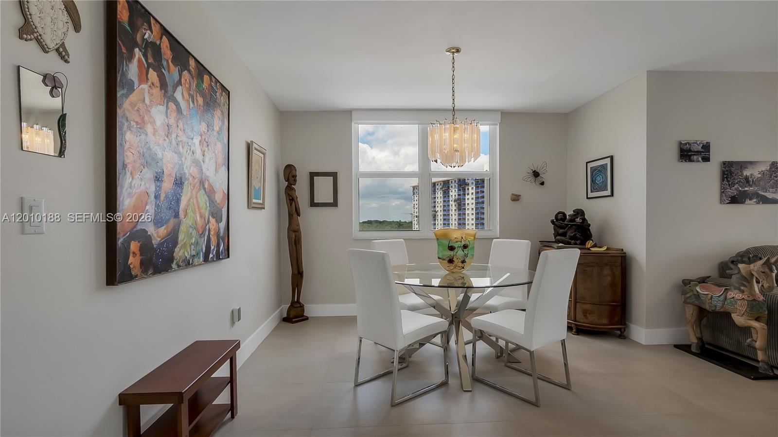 ARLEN HOUSE CONDO - Residential