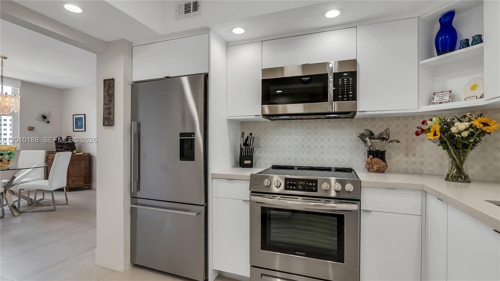 ARLEN HOUSE CONDO - Residential