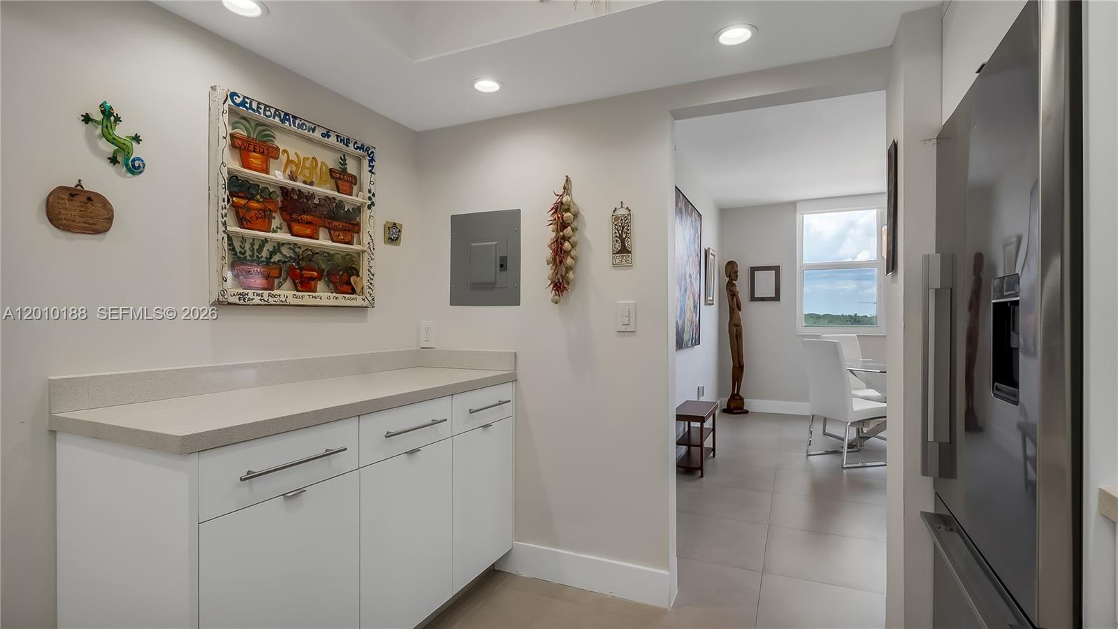 ARLEN HOUSE CONDO - Residential