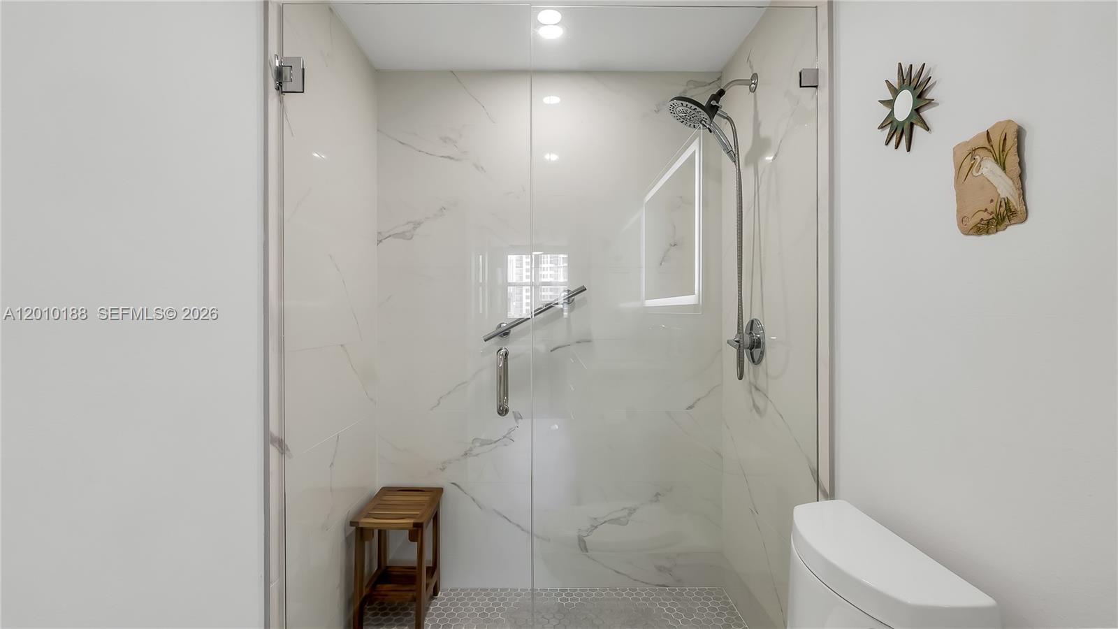 ARLEN HOUSE CONDO - Residential