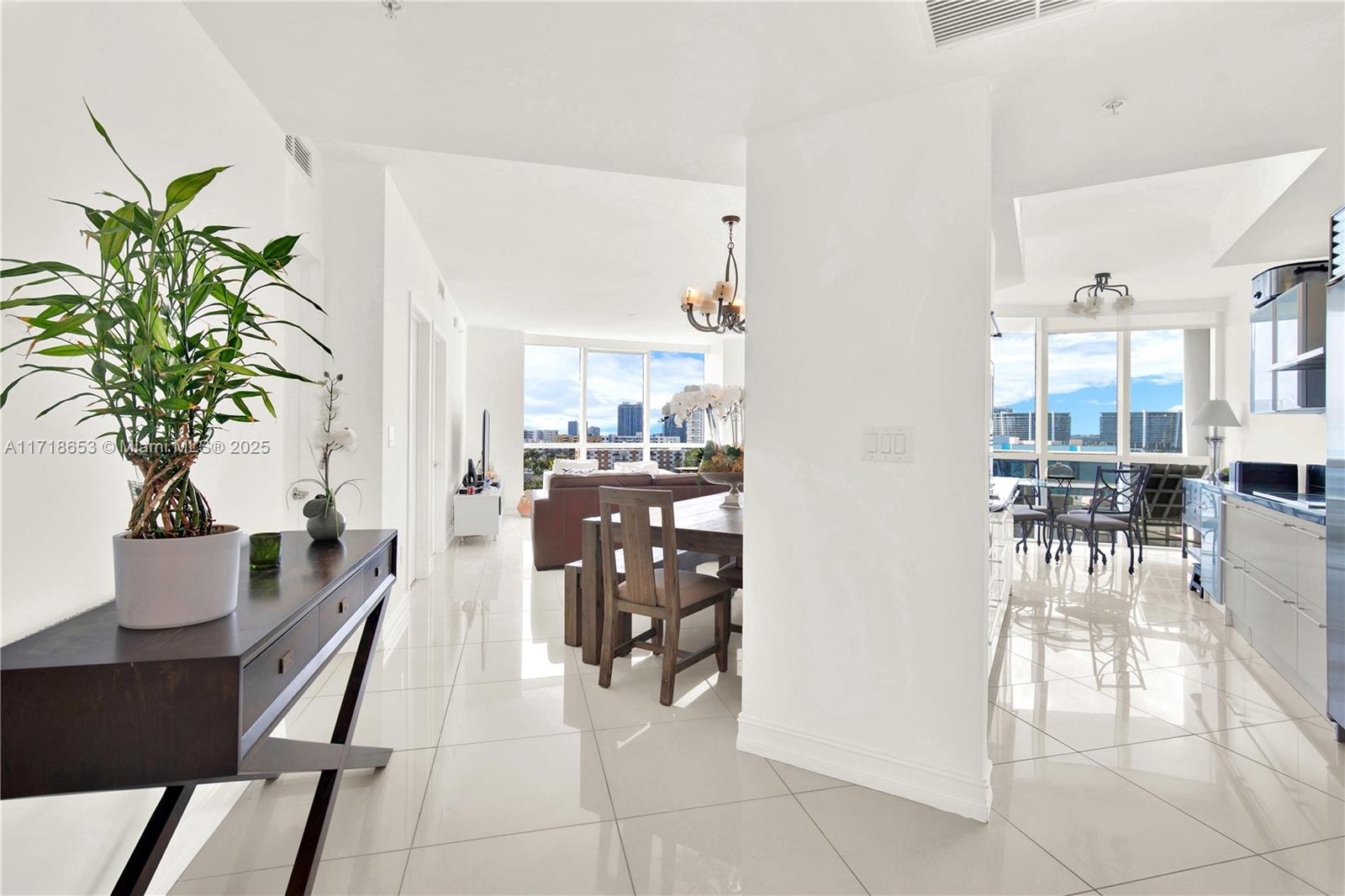 18201 Collins Ave 801A