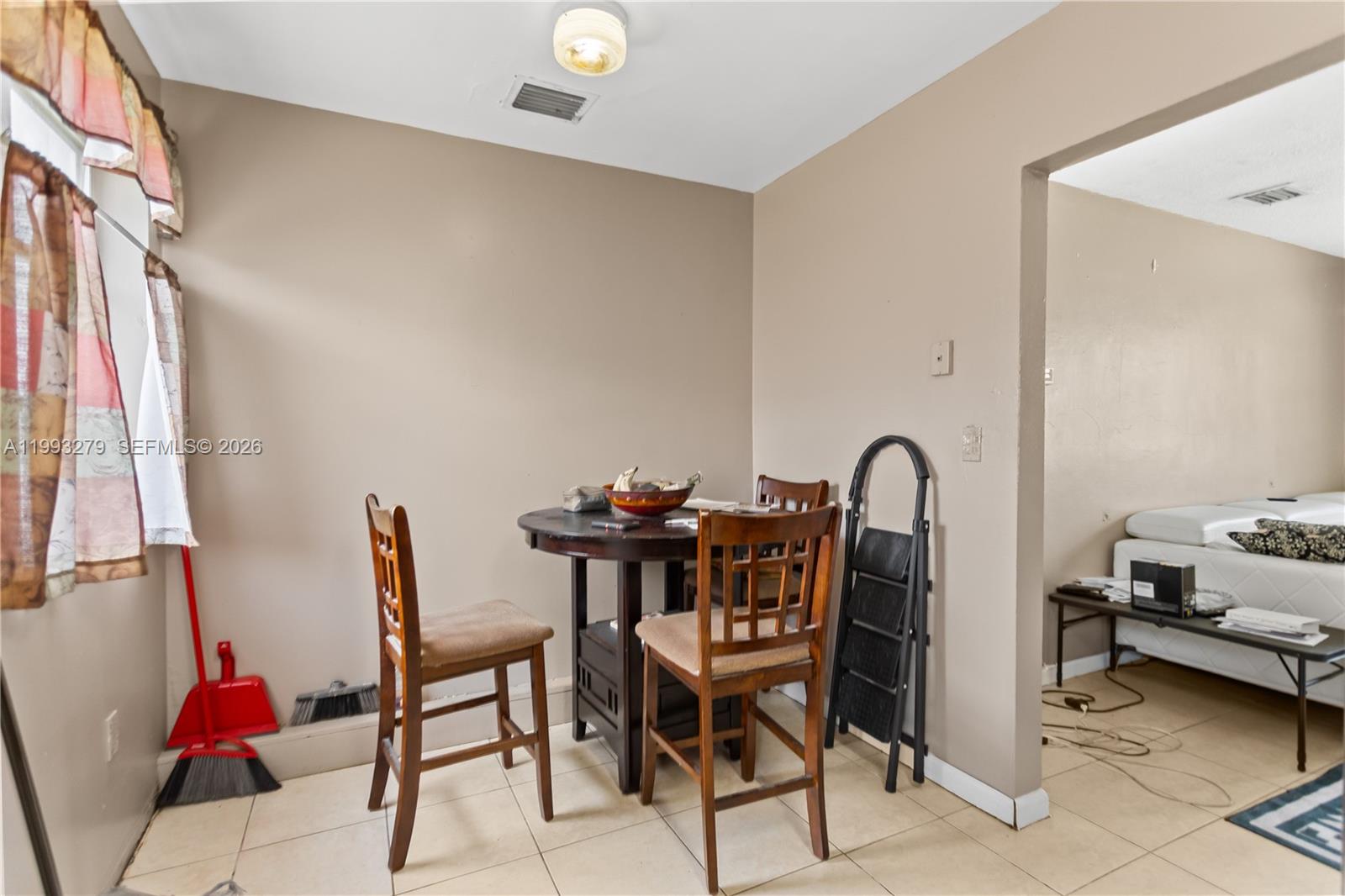 COMML ARLINGTON - Residential Income