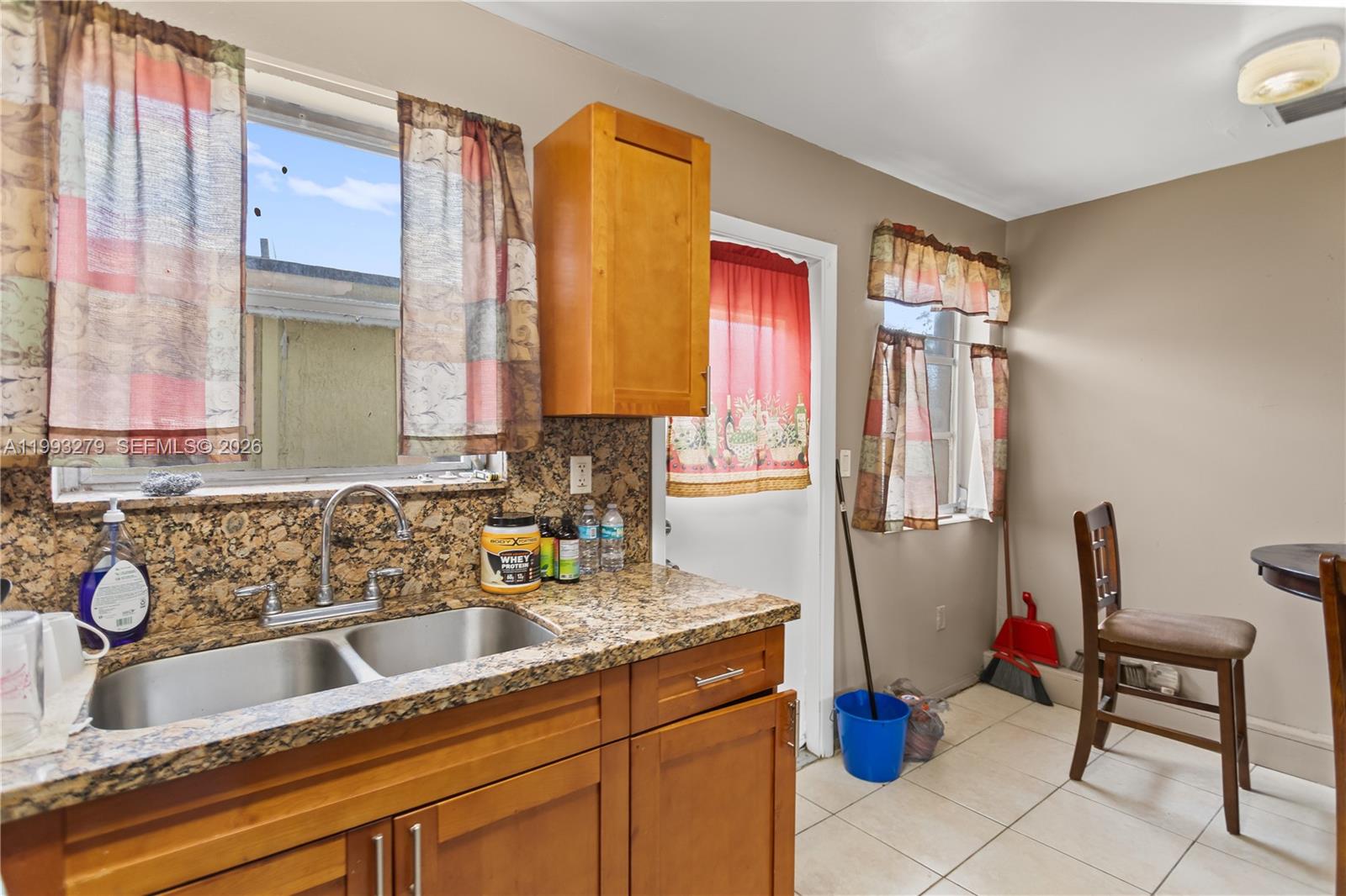 COMML ARLINGTON - Residential Income