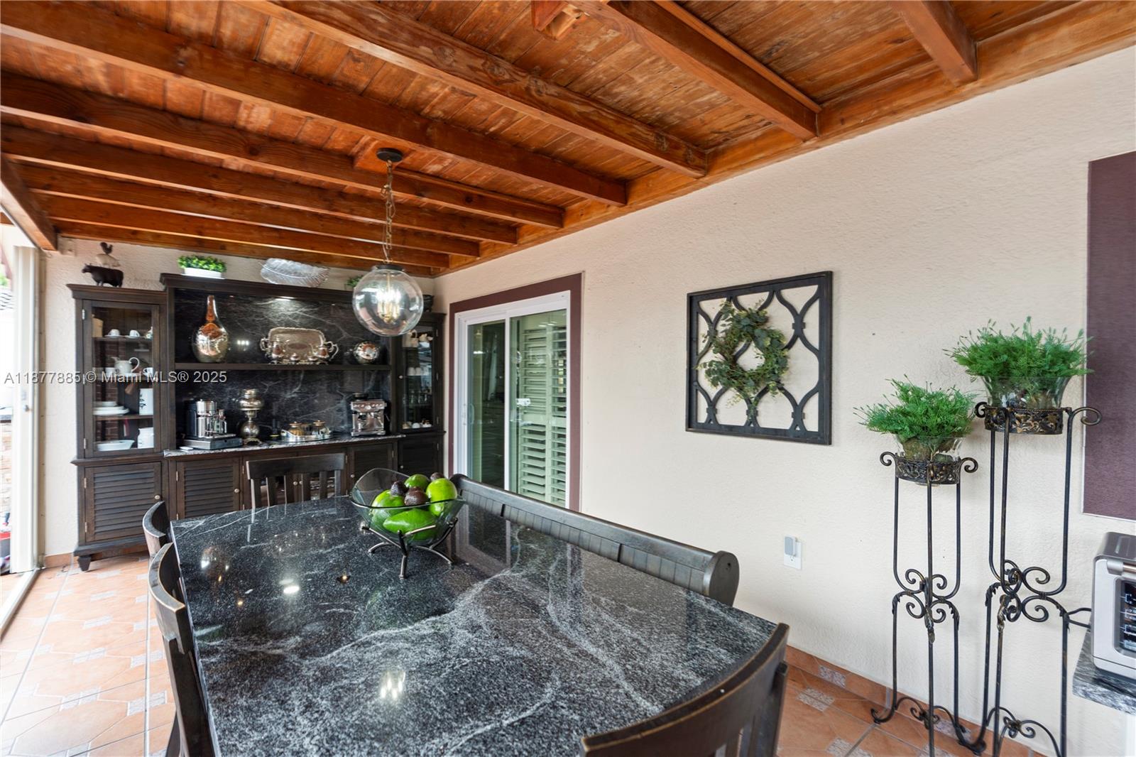 LEOMAR HOMES - Residential