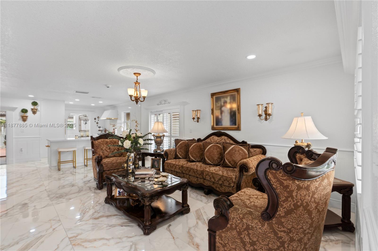 LEOMAR HOMES - Residential