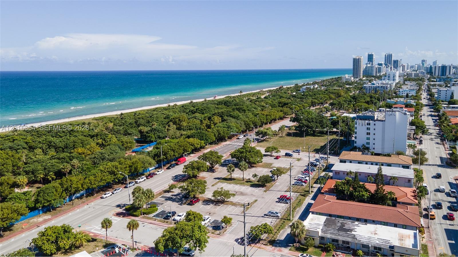 BISCAYNE BCH SUB - Residential Lease