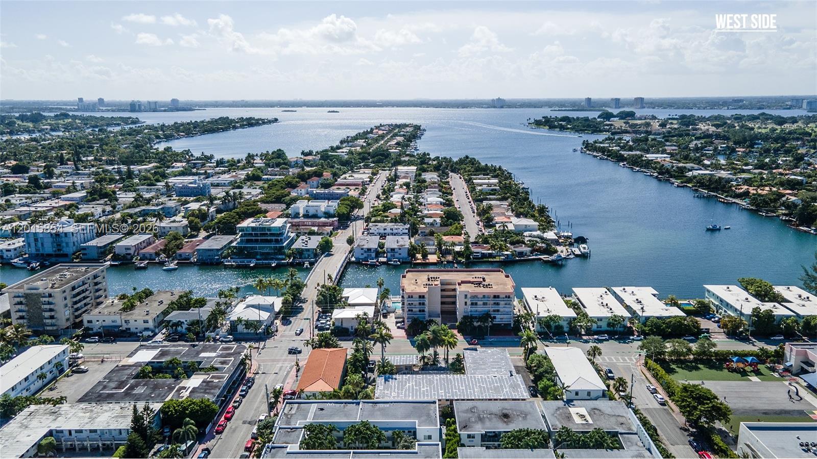 BISCAYNE BCH SUB - Residential Lease