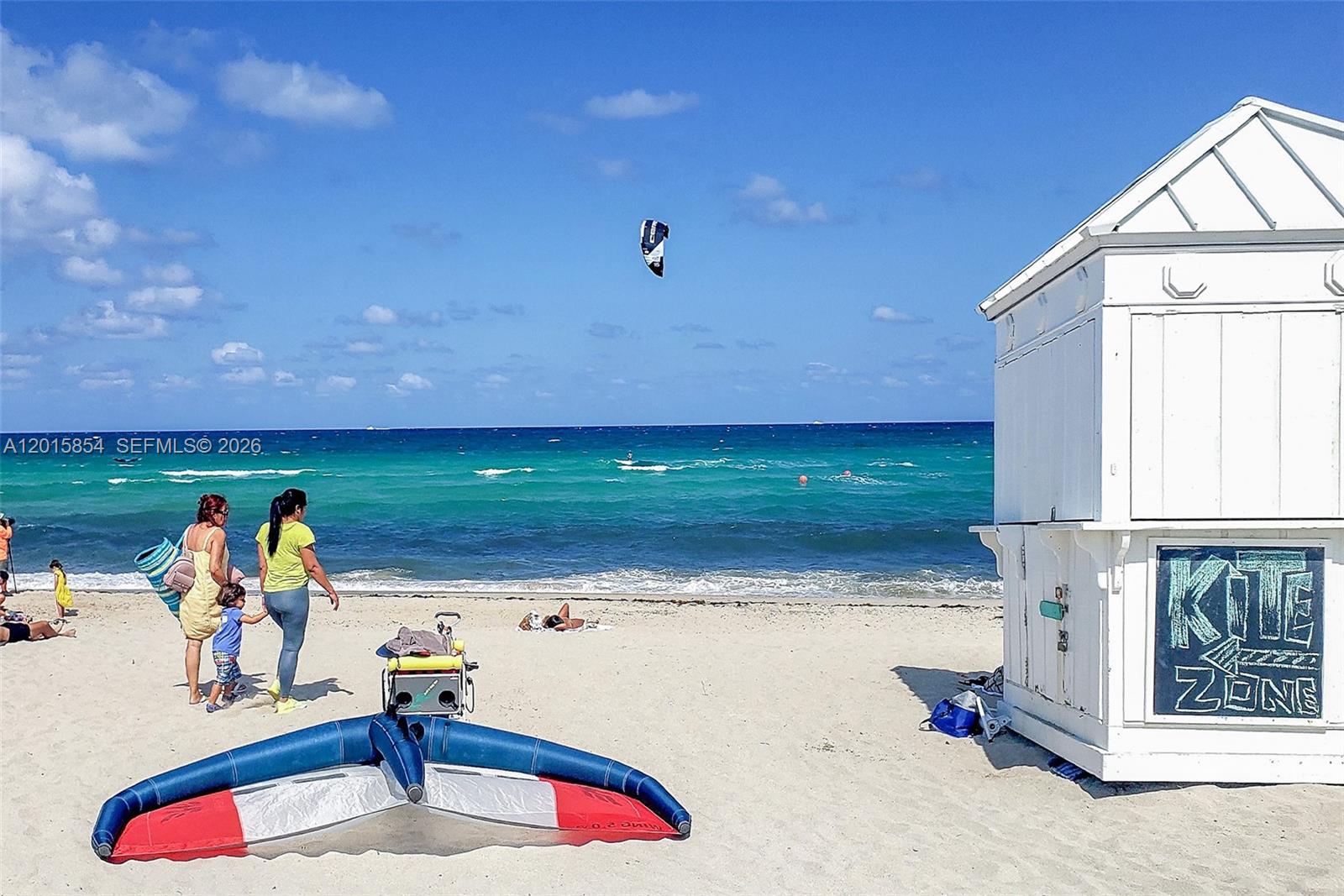 BISCAYNE BCH SUB - Residential Lease
