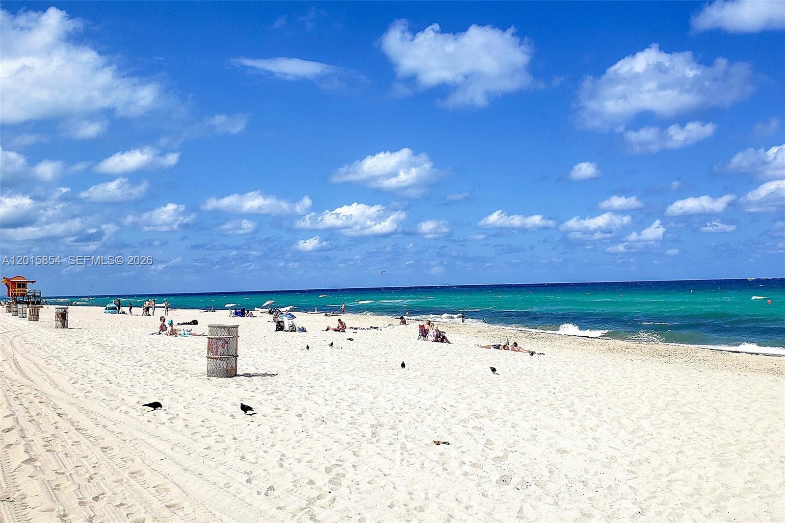 BISCAYNE BCH SUB - Residential Lease