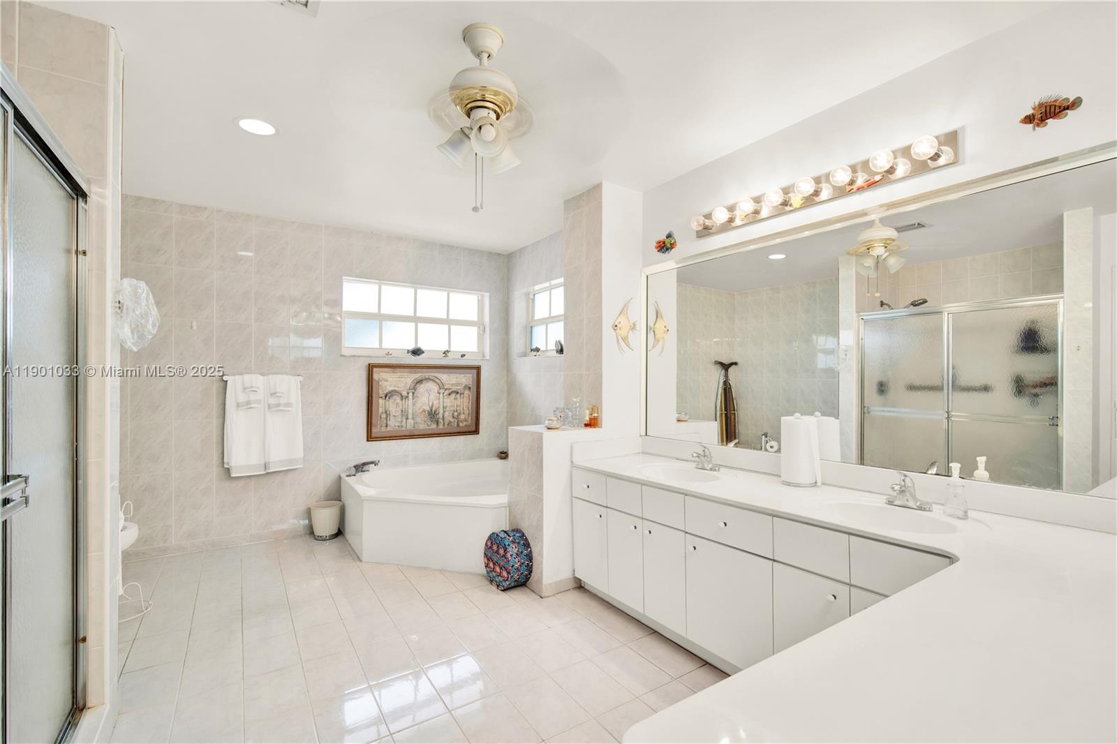 KENDALL GROVE CLUSTER HOM - Residential