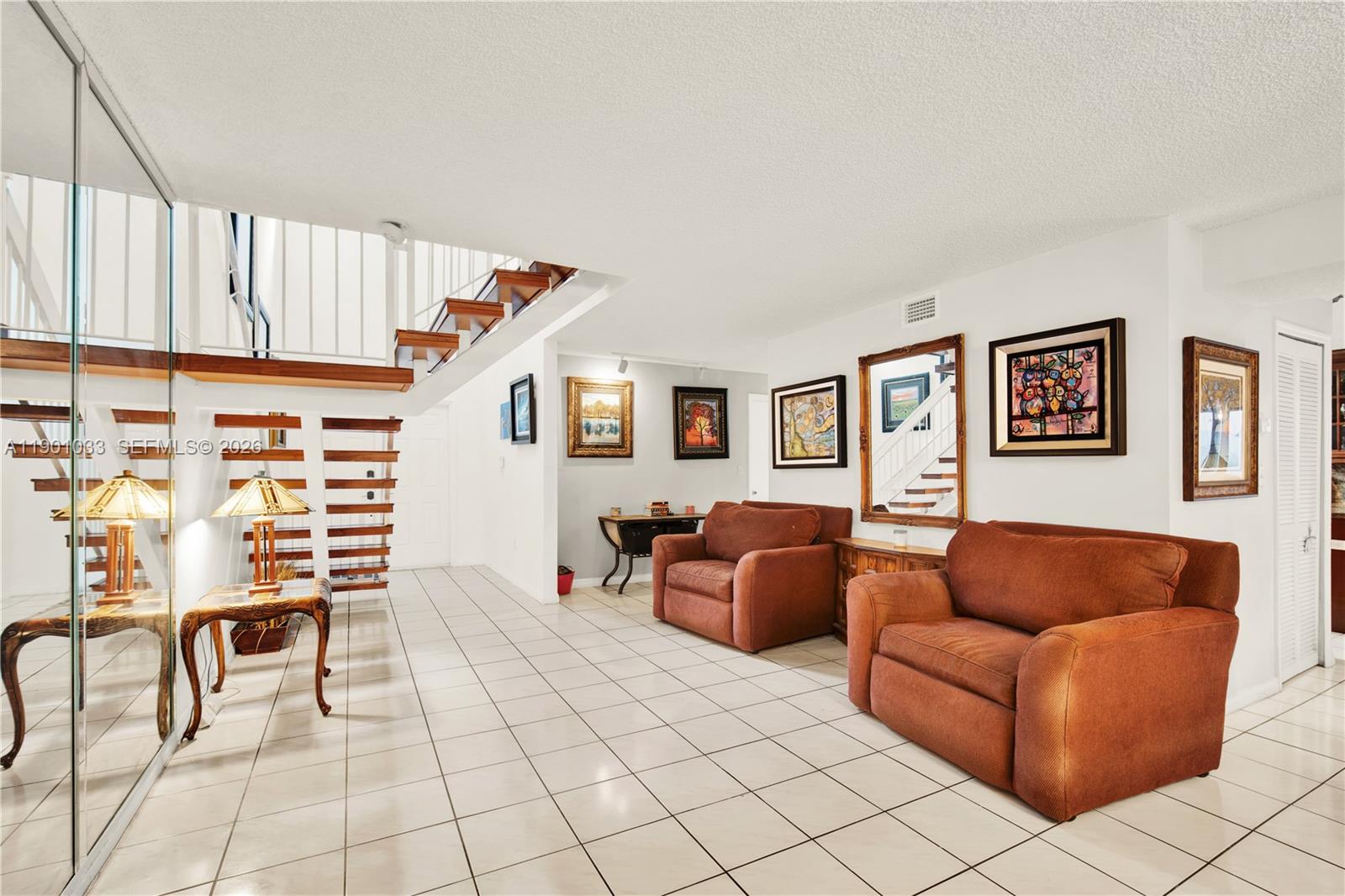 KENDALL GROVE CLUSTER HOM - Residential