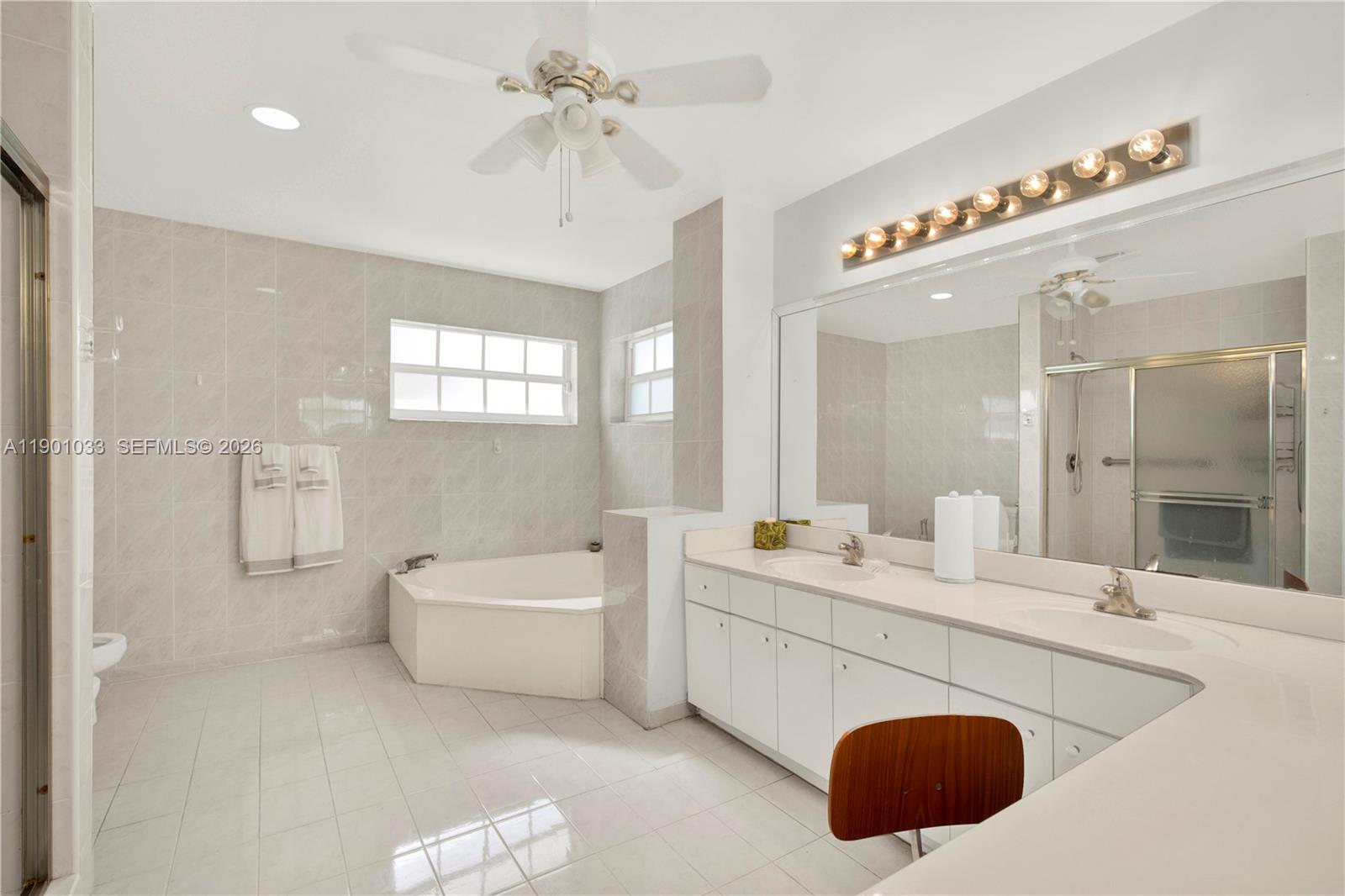 KENDALL GROVE CLUSTER HOM - Residential