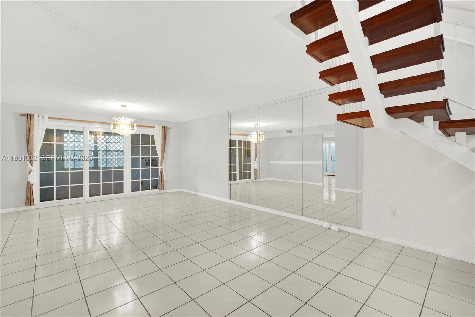 KENDALL GROVE CLUSTER HOM - Residential