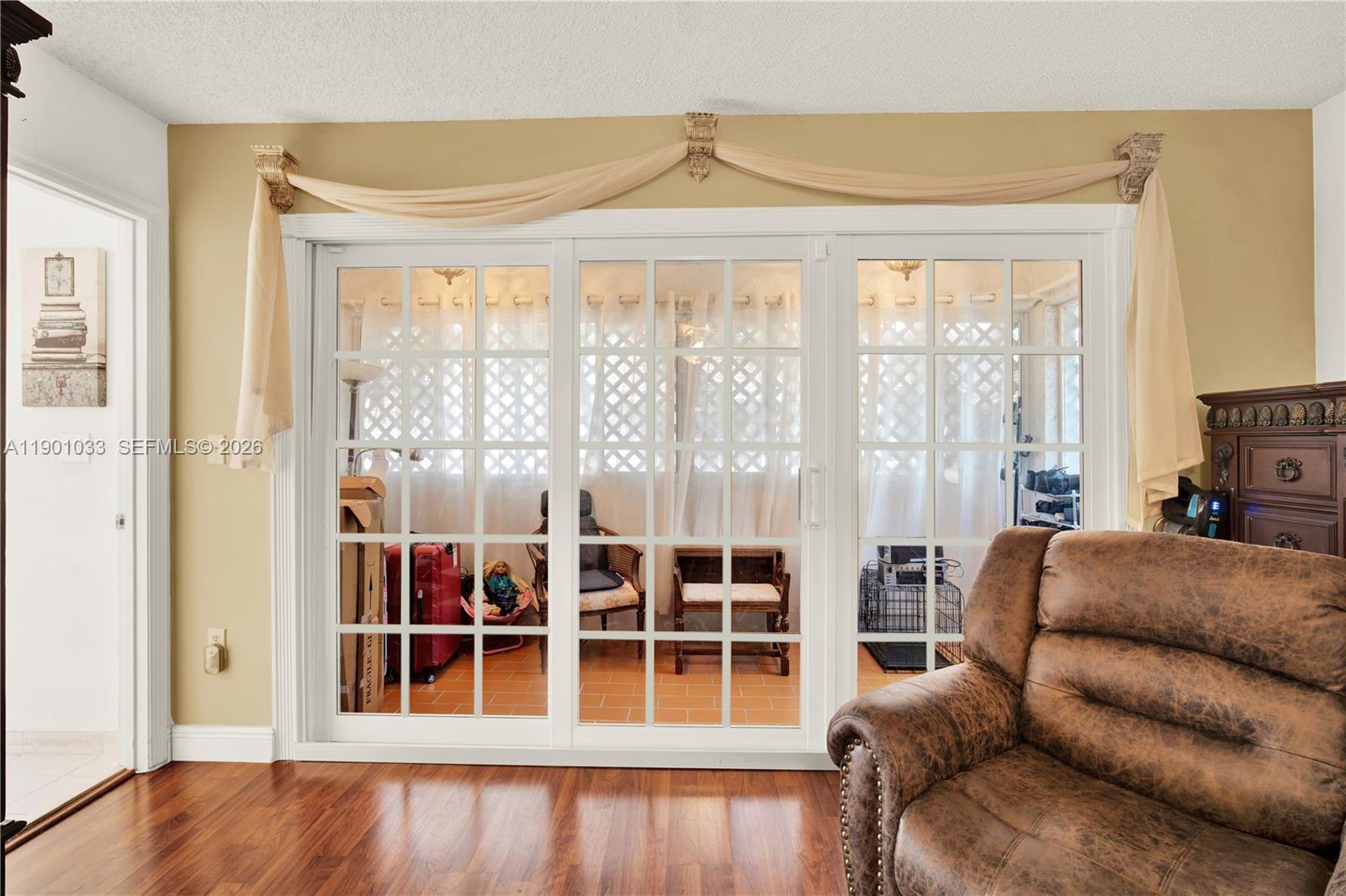 KENDALL GROVE CLUSTER HOM - Residential