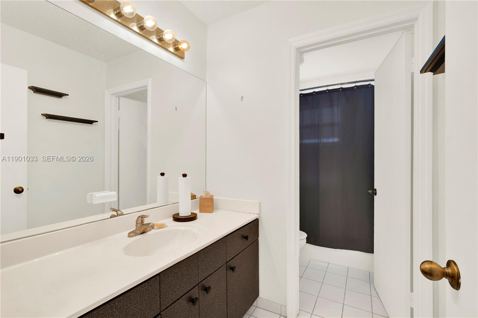 KENDALL GROVE CLUSTER HOM - Residential