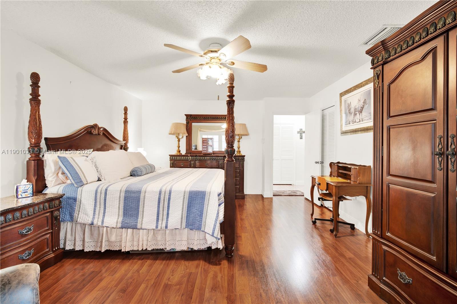 KENDALL GROVE CLUSTER HOM - Residential