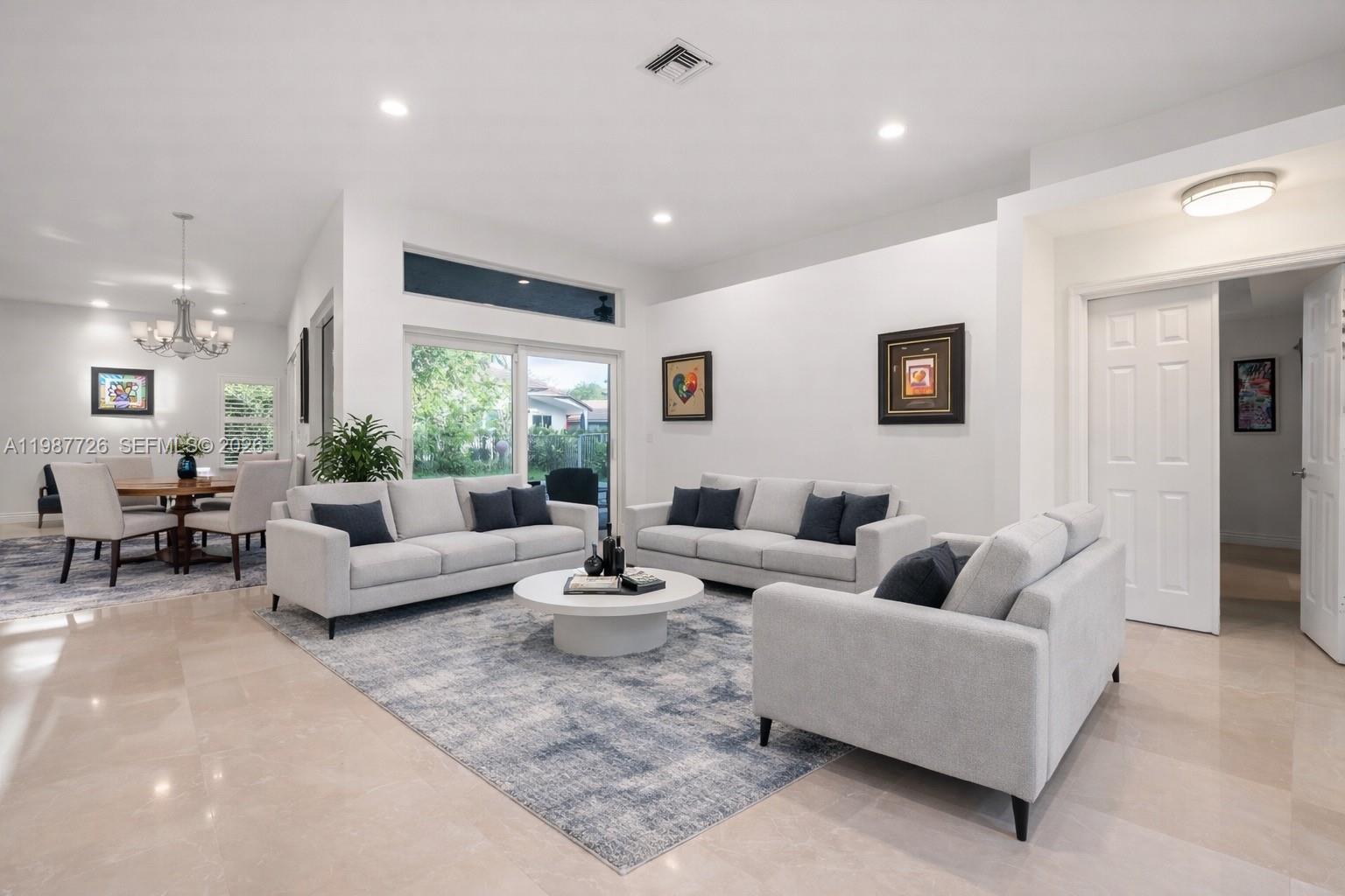 3744 Oak Ridge Cir, Weston, FL, 33331/$999,999 4 3744 Oak Ridge Cir