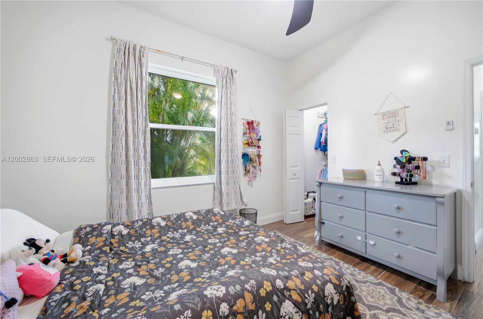 KEYS-GATE NO 1 - Residential Lease