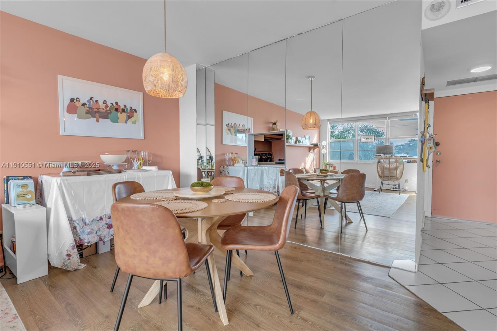 BAYVIEW TOWERS CONDO SOUT - Residential