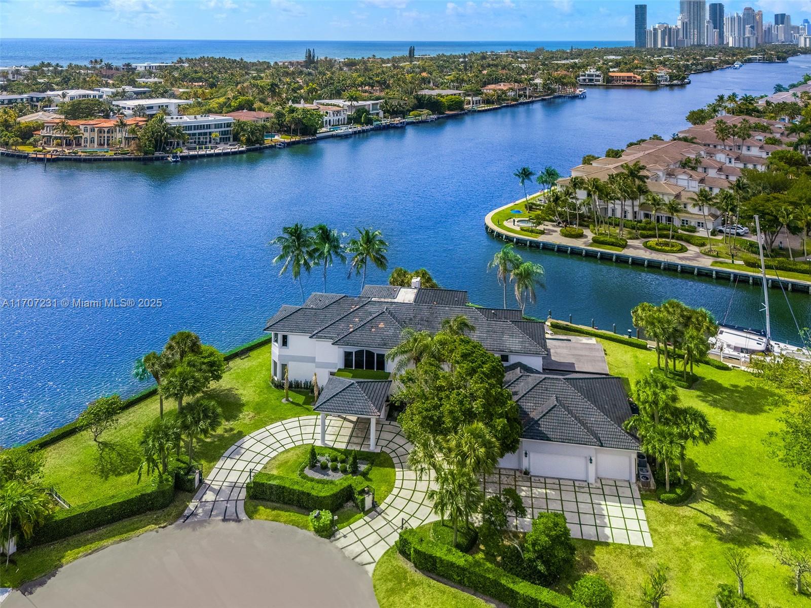 GOLDEN ISLES ESTATES FIRS - Residential